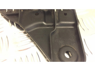 Задний держатель бампера