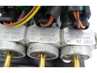 Vstřikovací lišta 110R-000119 Nissan Micra K14