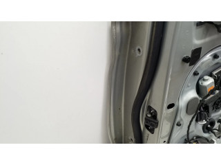 Задняя дверь