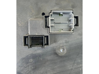 Блок предохранителей 30786646, 00007178565   Volvo XC90    