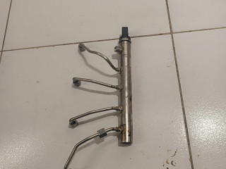 Vstřikovací lišta 1353758541111, 7585411 BMW X5 F15 pro benzínový / Электричество motor 2.0