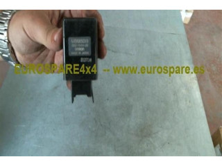 Блок предохранителей MB685019   Mitsubishi Montero    