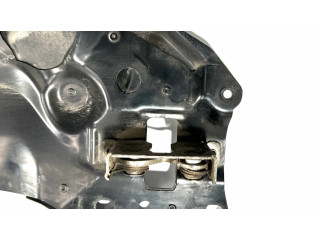 Верхняя часть панели радиаторов (телевизора)