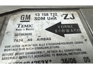 Блок подушек безопасности 327963935, 13158712 Opel Meriva A