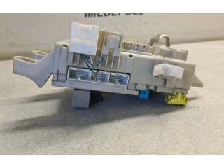 Pojistková skříňka 8198050030, 0665004650 Toyota Land Cruiser (J120) 2004