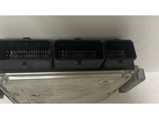 Řídící jednotka 237104376R Renault Clio IV 2014