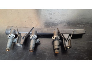 Комплект форсунок 9676017480    Peugeot 208 для бензинового двигателя HMZ 1.2