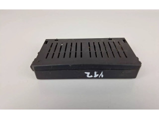 Блок предохранителей 9441776   Volvo XC90    