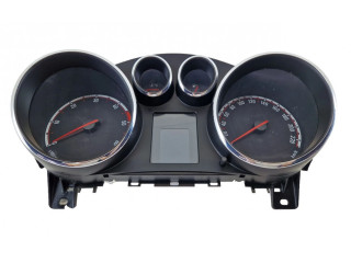 Панель приборов 13346184 Opel Meriva B