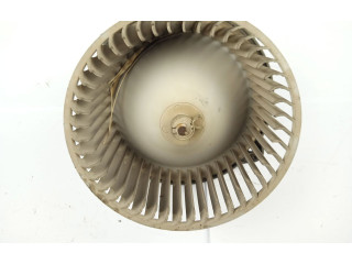 Вентилятор печки Mitsubishi L200