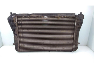 Интеркулер 1K0145803S Skoda Superb B6 (3T)