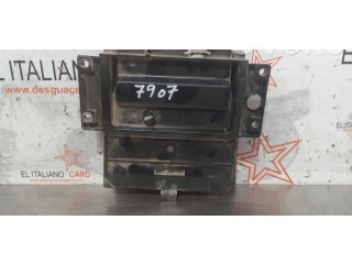 Блок управления двигателем Блок управления 8201002106   Dacia Logan I