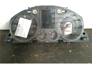 Панель приборов X0032000 Volkswagen PASSAT B3