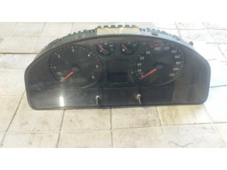 Přístrojová deska Volkswagen Transporter - Caravelle T5 2007 88311346