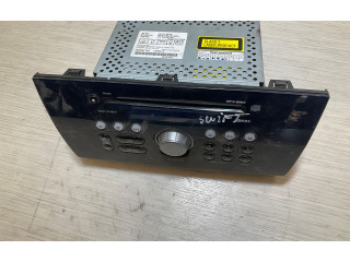 Радио/ проигрыватель CD/DVD / навигация