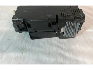 Экран дисплея вверх 32233452 Volvo XC90