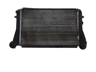 Интеркулер  3C0145805P   Volkswagen PASSAT B6 