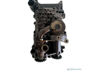 Масляный насос 06B103535B Skoda Octavia Mk2 (1Z)