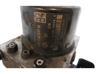 Блок управления АБС 1J0698517F Audi A3 S3 8L