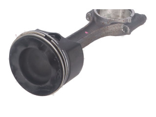 Поршень Шатун  05L105401K  Volkswagen PASSAT B8  