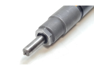 Форсунка 31336769    Volvo XC90  D4204T23 