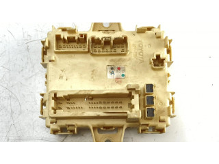   Pojistková skříňka    Toyota Harrier II XU30 2007