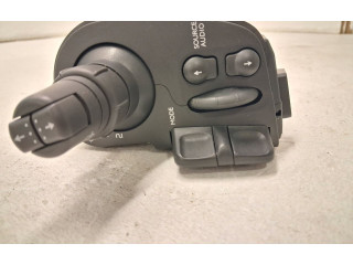 Ручка стеклоочистителей 8201590631 Renault Clio III