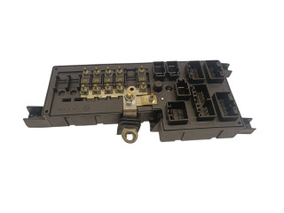 Блок предохранителей 8637841, 518717004 Volvo S60