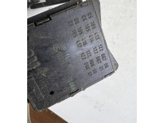 Ручка стеклоочистителей 09185414, 12268600 Opel Meriva A