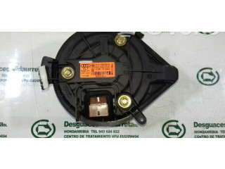 Вентилятор печки    8E1820021E, 983692C   Audi A4 Allroad