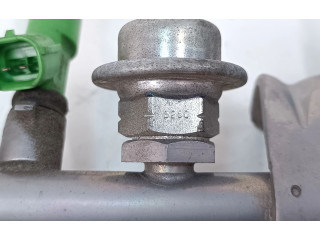 Vstřikovač 117083221 Subaru Outback (BS)