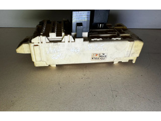 Блок предохранителей 47637G12, 1716 Mitsubishi Galant