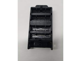 Блок предохранителей    KIA Sorento    