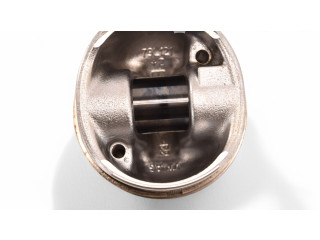  Поршень DDY DDYA DDYB 04L107065AR  Skoda Karoq  