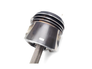  Поршень с шатуном D5204T2 D5204T2  Volvo V70  