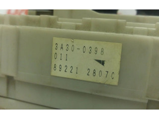 Přístrojová deska Toyota Previa (XR30, XR40) II 2003 8922128070, 156700-0870