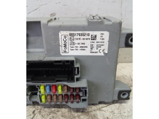 Блок предохранителей 517935210, 517935210   Ford Ka    