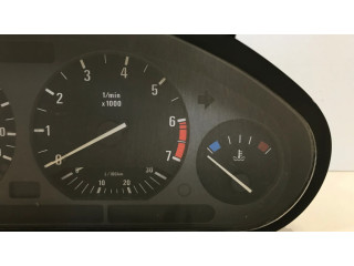 Přístrojová deska BMW 3 E36 1993 62118375042, 6160583051