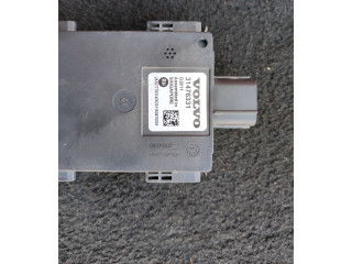 Модуль управления слепым пятном 31476331   Volvo XC90       