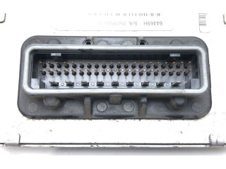 Блок управления двигателем Блок управления P04692138AG Jeep Grand Cherokee (WK)