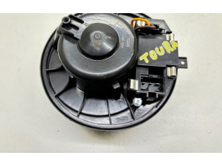 Вентилятор печки Volkswagen Touran I