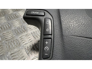 Подушка безопасности водителя 586000490233   Volvo V70