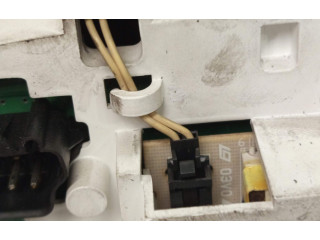 Přístrojová deska Chrysler Grand Voyager IV 2004 TN1575205381, R826AF