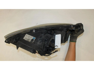 Передняя фара  