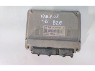Блок управления двигателя 03E906023B Skoda Fabia Mk2 (5J)