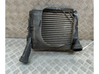 Интеркулер  7P0145804A   Volkswagen Touareg II 