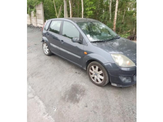 Радио/ проигрыватель CD/DVD / навигация Ford Fiesta  2006 - 2008 года 1927597      