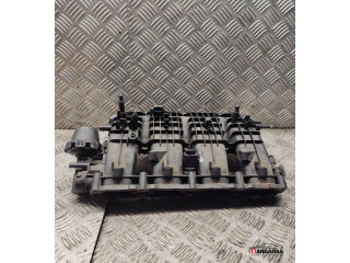 Всасывающий коллектор 06l133201n   Audi A5 8T 8F  