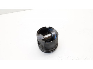 Píst 0840C BMW 3 E90 E91 pro naftový motor 2.0