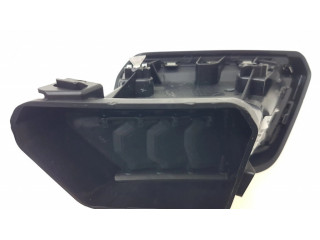 Боковая воздушная решётка